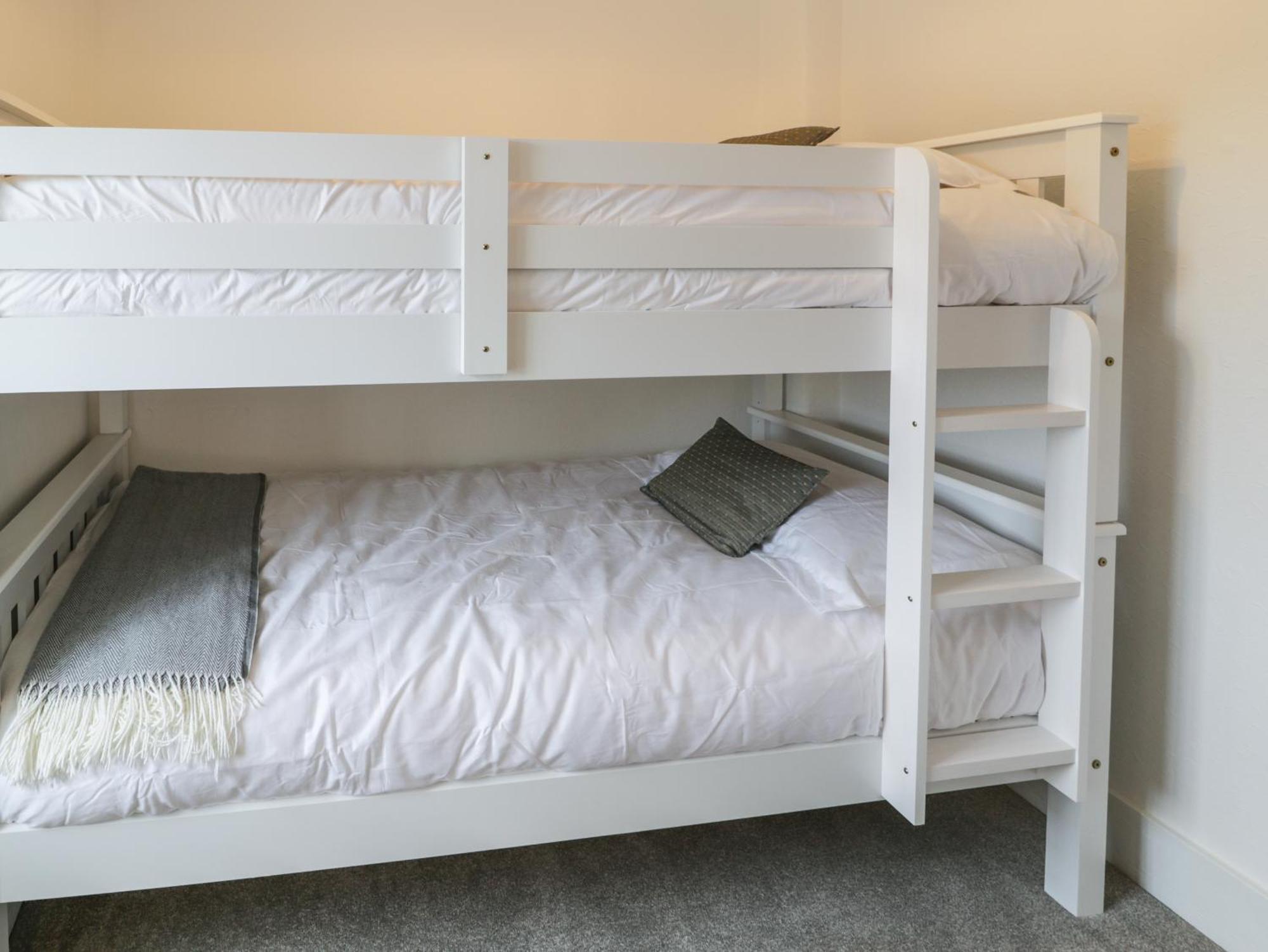 Merywen Holiday home